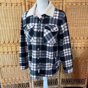 Soho Threads Women Plaid Fleece Jacket Push Sherpa Lined Shirt Black Rose S/P